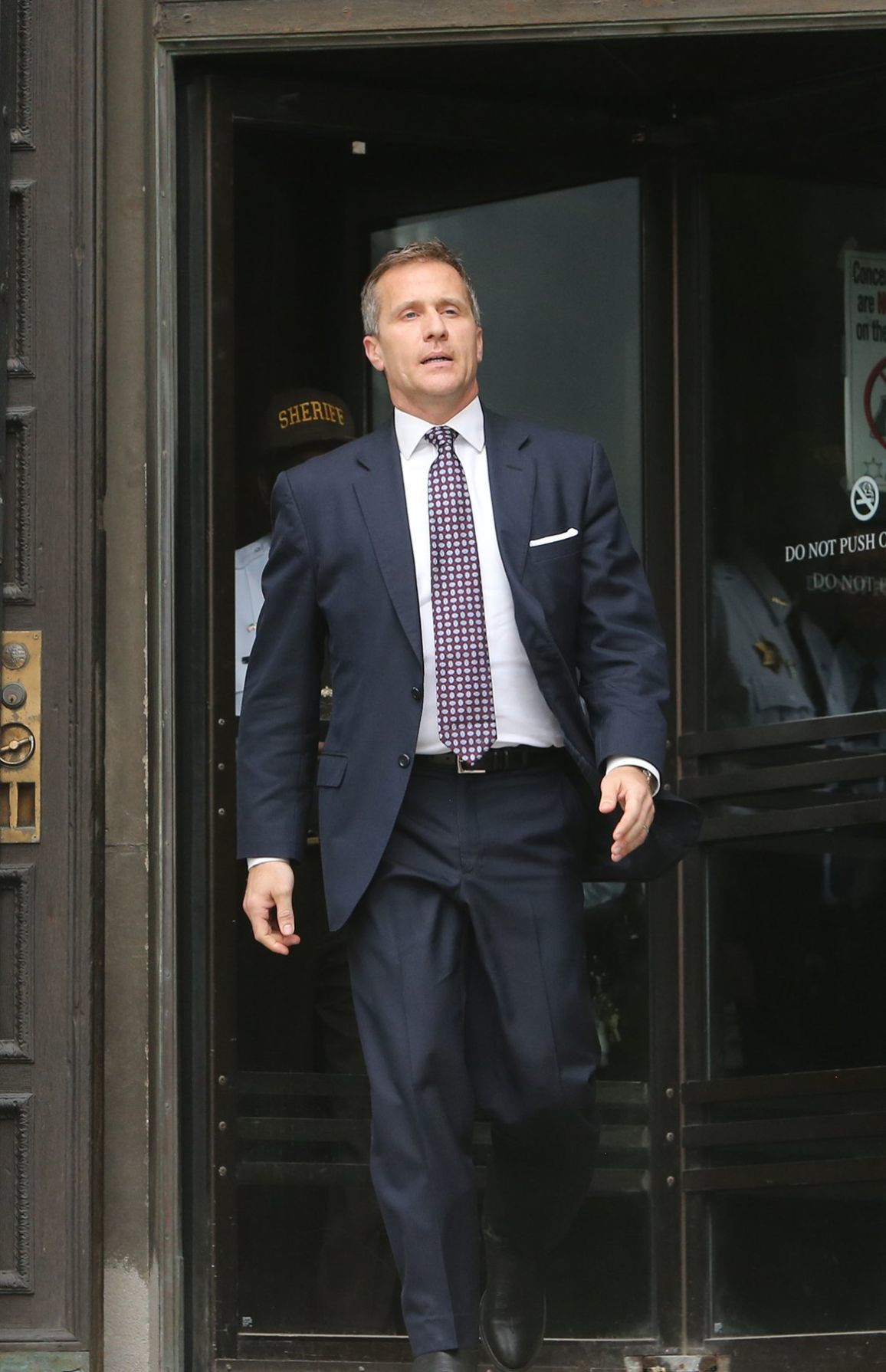 Case dismissed against Gov. Greitens